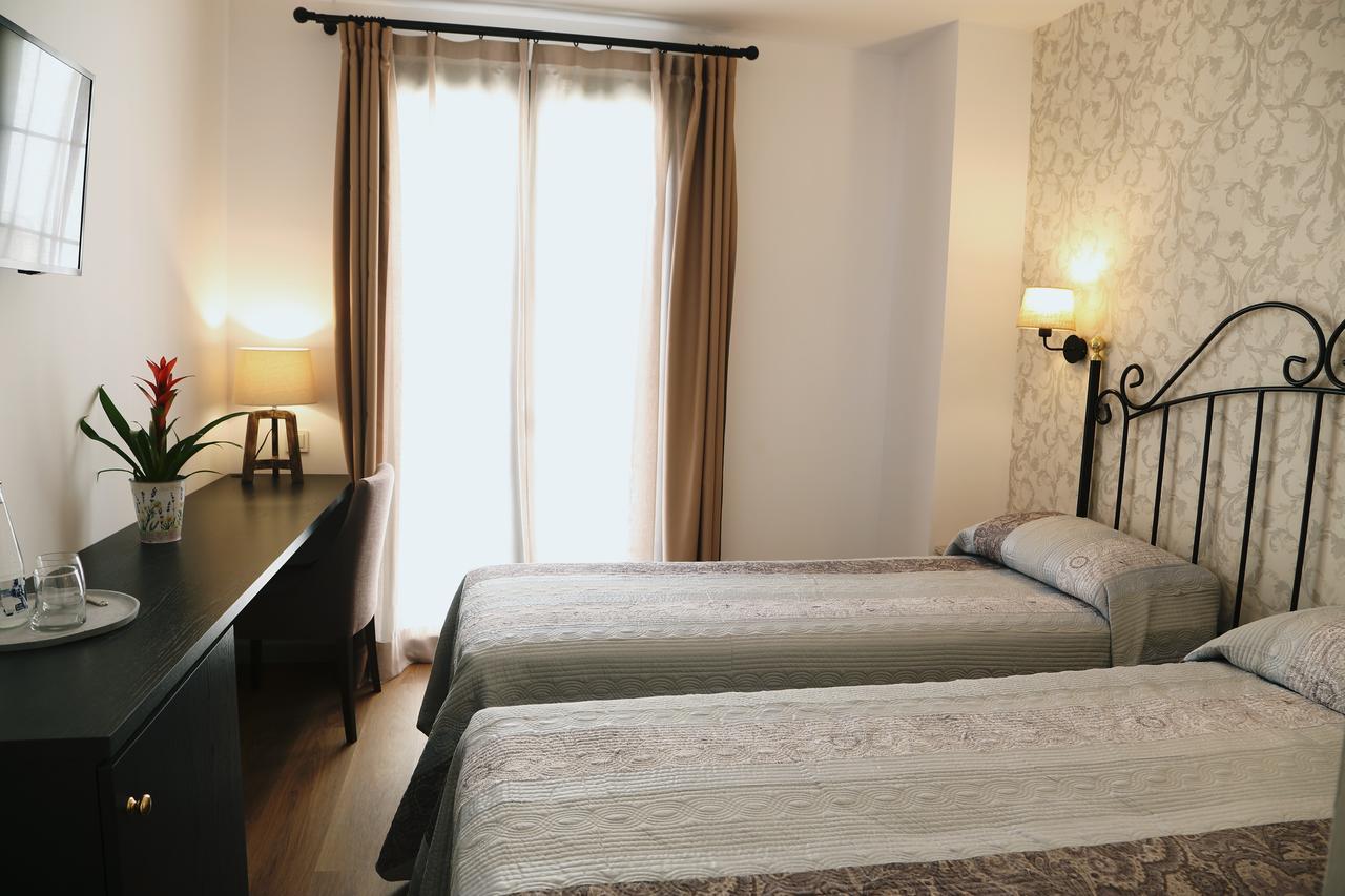 Jardi De Pedra (Adults Only) Otel L' Escala Oda fotoğraf